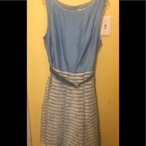 Leslie Fay mid-length formal dress.